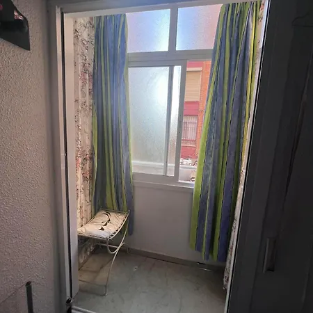 弗拉门戈卡马龙旅馆 招待所 马拉加